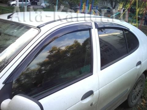 Дефлекторы Cobra Tuning для окон (передняя пара) Rover 400 5-дв. 1995-1999. Артикул R20295