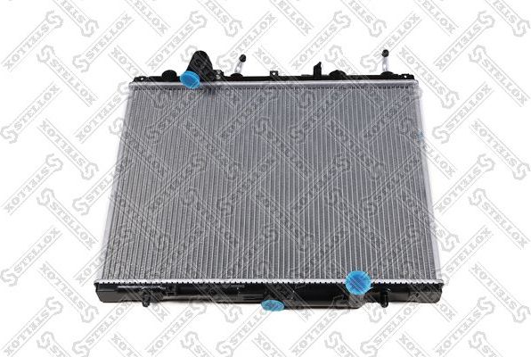 Радиатор охлаждения двигателя Stellox. Артикул 10-26835-SX