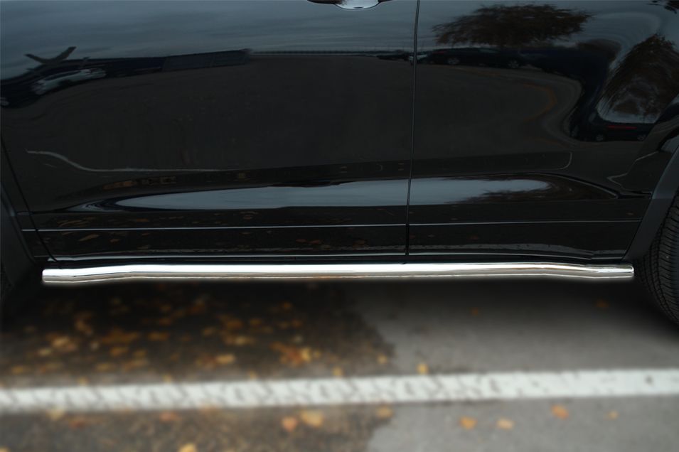 Защита порогов RusStal труба d63 (вариант 3) для Toyota Highlander III 2014-2026. Артикул THRT-001922