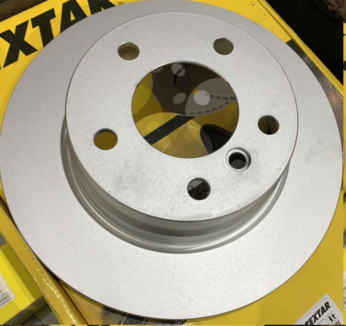 Тормозной диск Textar Pro. Артикул 92132903