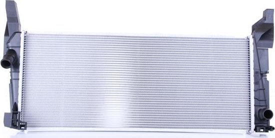 Радиатор охлаждения двигателя Nissens. Артикул 606562