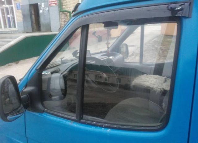 Дефлекторы Cobra Tuning для окон Ford Transit III 1986-2000. Артикул F31885