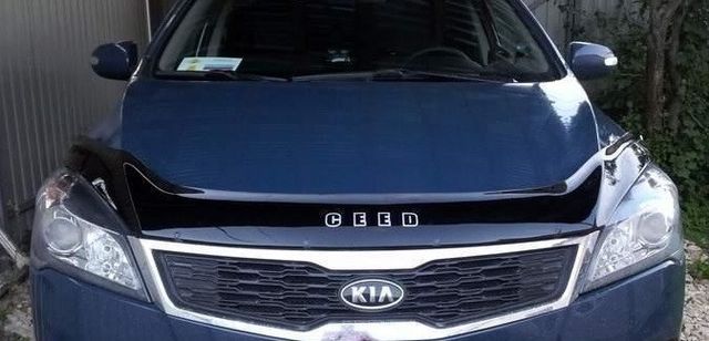Дефлектор VT52 для капота Kia Ceed I 2009-2012. Артикул KA21VT