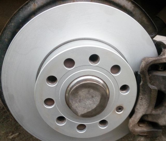 Тормозной диск Textar Pro. Артикул 92121103