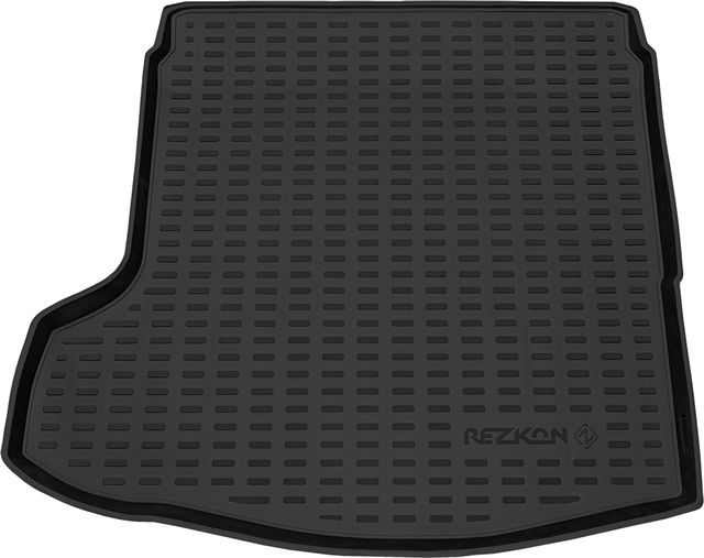 Коврик полиуретановый Rezkon для багажника Mazda 3 IV седан 2019-2026. Артикул 5523010300