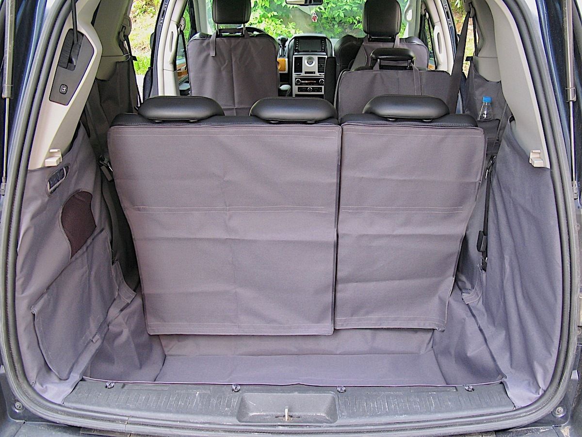 Защитный чехол AUTOSMSTUDIO "Maxi" в багажник автомобиля для Dodge Caravan V 2007-2026, серый. Артикул TP-CAVO-Maxi-GR