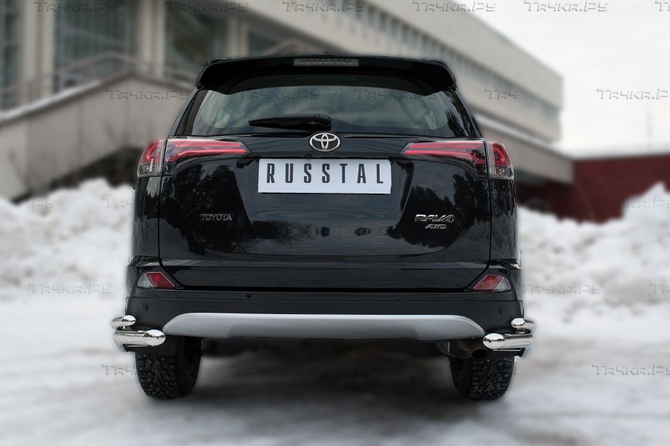Защита RusStal заднего бампера уголки d63(секции) d42 (секции) для Toyota RAV4 IV 2015-2019. Артикул TR4Z-002204