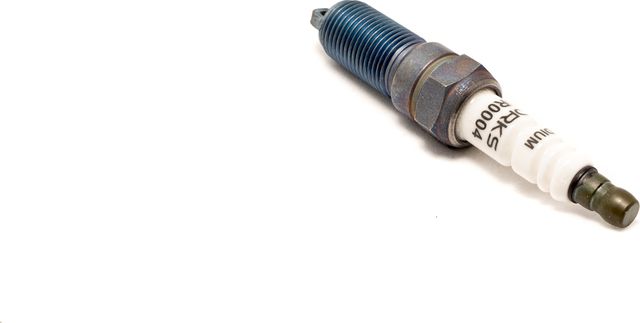 Свеча зажигания Cworks для Volvo XC60 I 2009-2017. Артикул E180R0004