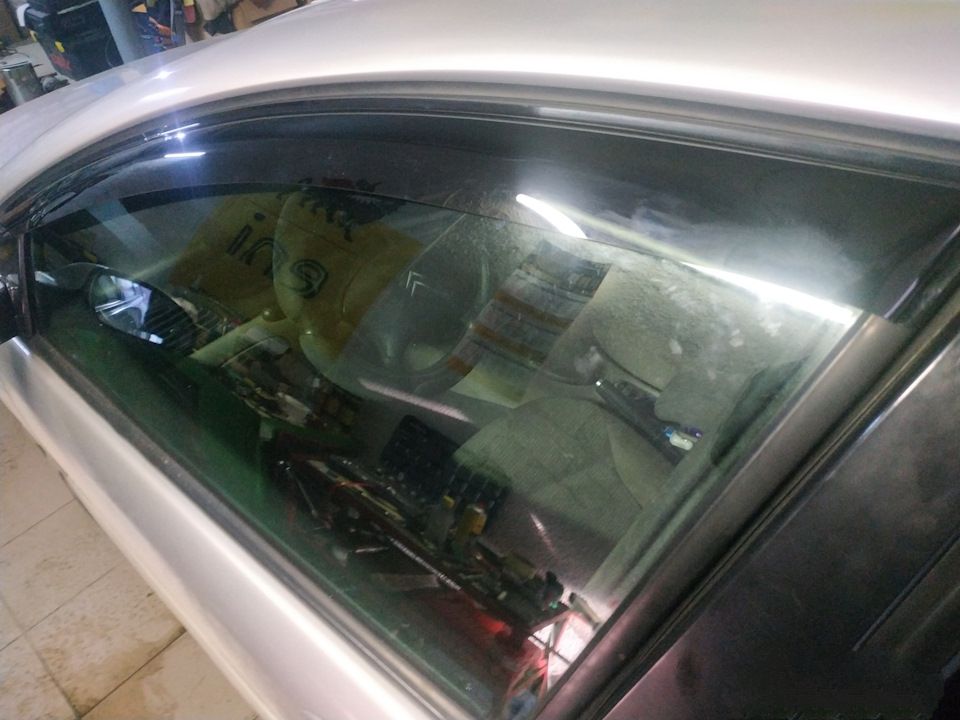 Дефлекторы Cobra Tuning для окон Citroen C5 I универсал 2001-2008. Артикул C43202