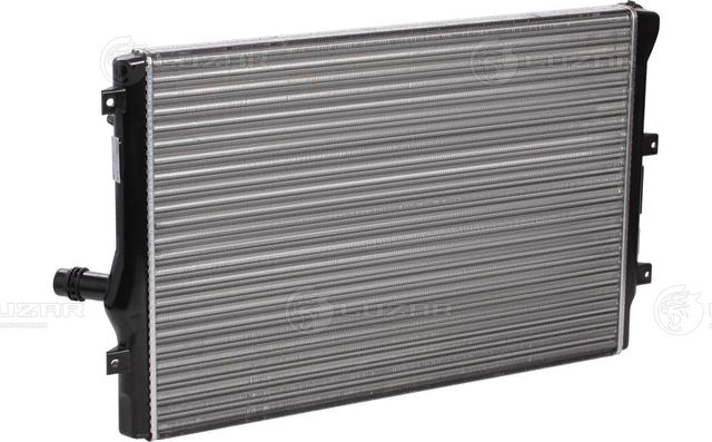 Радиатор охлаждения двигателя Luzar для Volkswagen Touran I 2005-2010. Артикул LRc 1803
