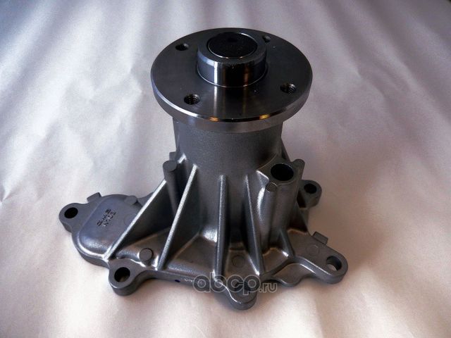 Помпа (водяной насос) GMB для Nissan Pathfinder R51 2005-2014. Артикул GWN-103A