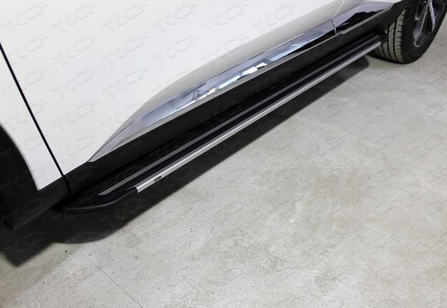 Пороги алюминиевые ТСС Slim Line Silver 1720 мм для Haval F7 (1,5 л, 4WD) 2019-2022. Артикул HAVF719-35S