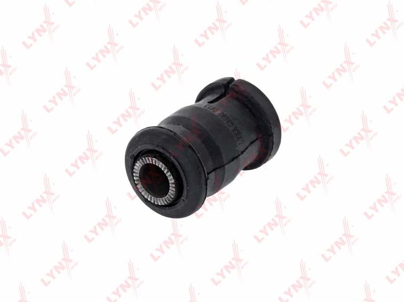 Сайлентблок переднего рычага подвески LYNXauto. Артикул C8590