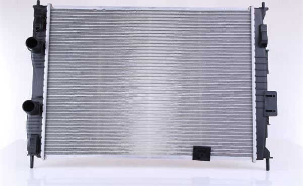 Радиатор охлаждения двигателя Nissens. Артикул 67363