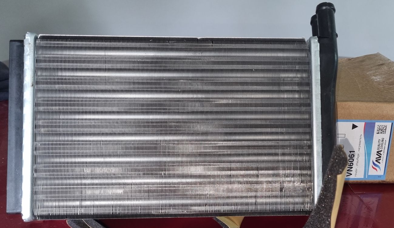 Радиатор отопителя (печки) AVA для Audi Coupe I (B2) 1980-1988. Артикул VN6061