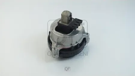ОПОРА ДВИГАТЕЛЯ LH (Quattro Freni). Артикул QF00A00668