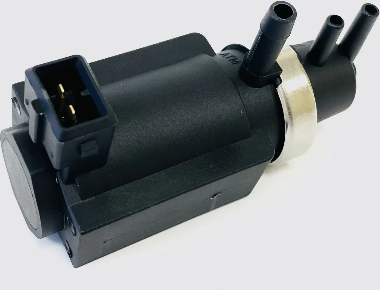 Электромагнитный клапан (Ukorauto). Артикул U1327009
