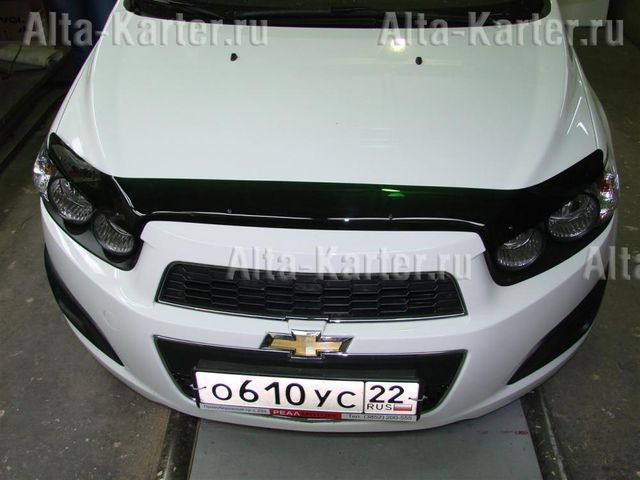 Дефлектор SIM для капота Chevrolet Aveo II 2011-2020. Артикул SCHAVE1212