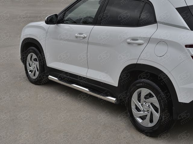 Защита порогов RusStal труба d76 с накладкой (вариант 2) для Hyundai Creta II 2021-2026. Артикул HCRT-0038242