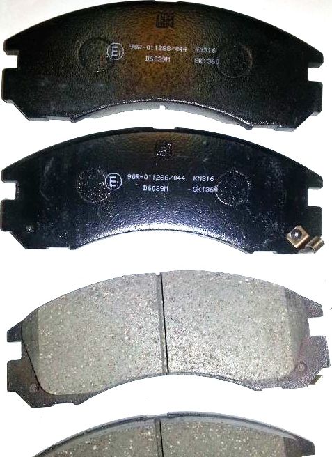 Тормозные колодки MK Kashiyama передние для Mitsubishi Eclipse II 1995-1999. Артикул D6039MH