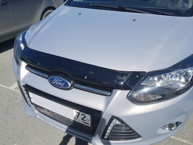 Дефлектор SIM для капота Ford Focus III седан 2011-2026. Артикул SFOFO31112