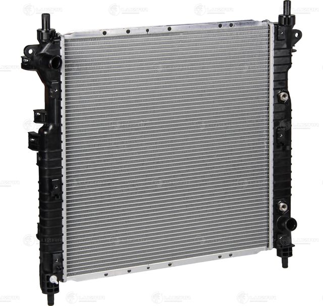 Радиатор охлаждения двигателя Luzar для SsangYong Actyon Sports II 2012-2016. Артикул LRc 17151