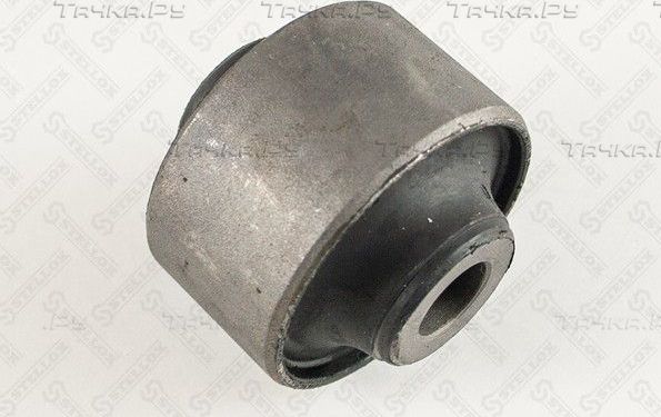 Сайлентблок переднего рычага подвески Stellox. Артикул 77-01802-SX
