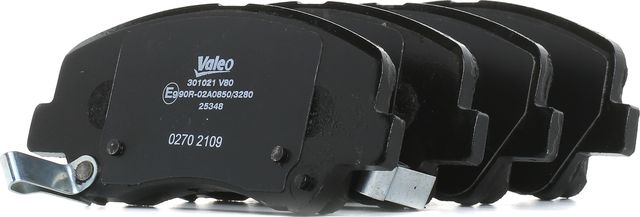 Тормозные колодки Valeo First. Артикул 301021