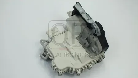 ЗАМОК ДВЕРИ FR (Quattro Freni). Артикул QF10J00014