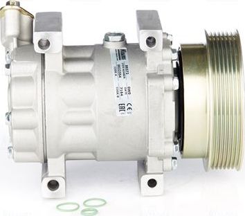 Компрессор кондиционера Nissens ** FIRST FIT ** для Nissan Note I 2006-2012. Артикул 89372