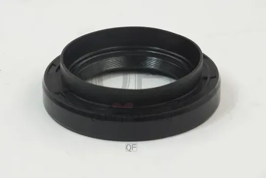 САЛЬНИК ПОЛУОСИ (Quattro Freni). Артикул QF62C00016