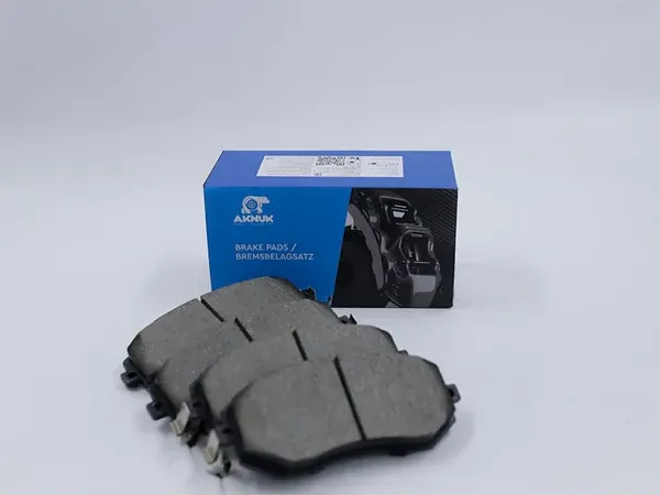 КОЛОДКИ ТОРМОЗНЫЕ ДИСКОВЫЕ ПЕРЕДНИЕ AKNUK SUBARU FORESTER (SJ), 11/12 Aknuk. Артикул BP8065