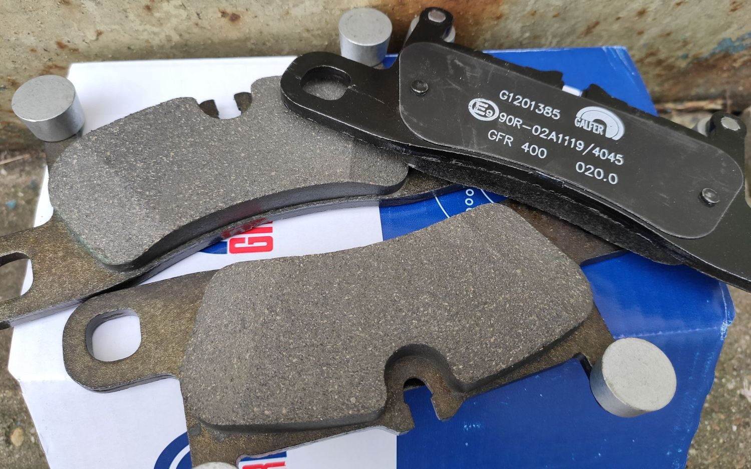 Тормозные колодки Galfer. Артикул B1.G120-1385.2