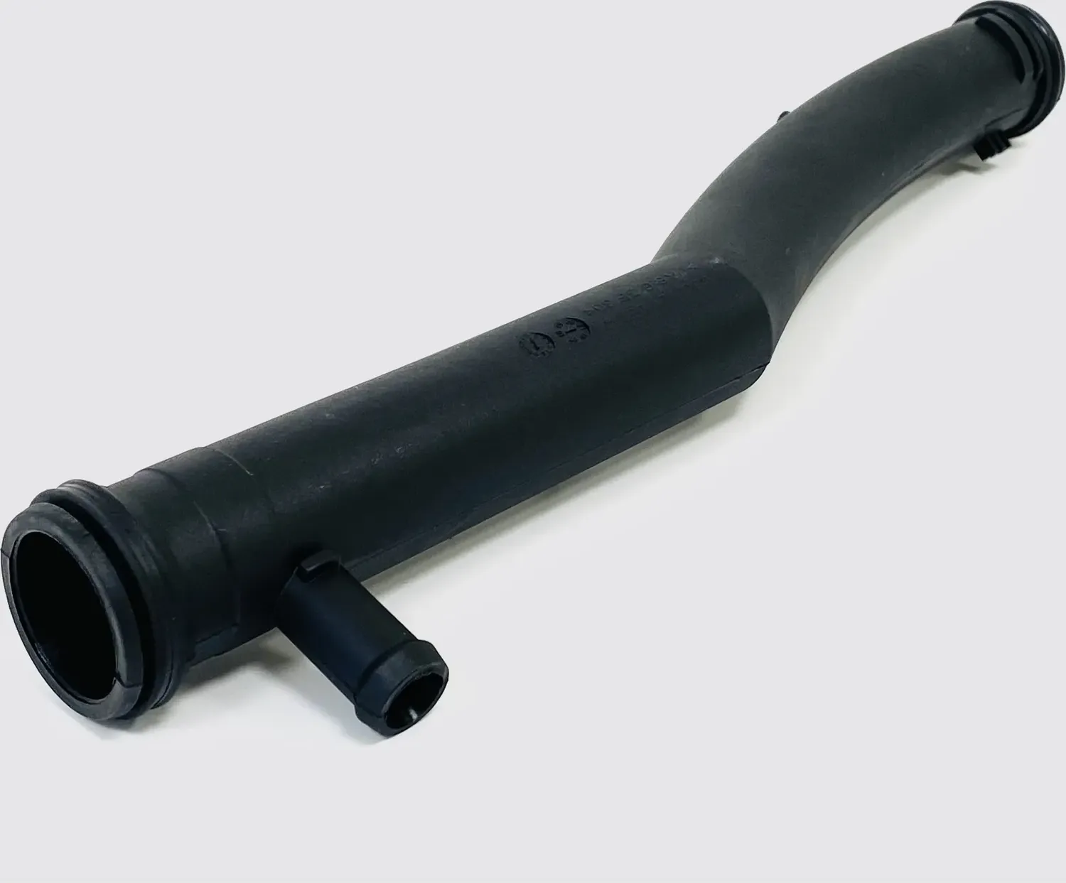 Патрубок системы охлаждения (Ukorauto). Артикул U0902137