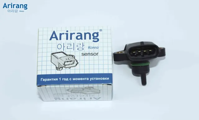 Датчик массового расхода воздуха (Arirang). Артикул ARG651035