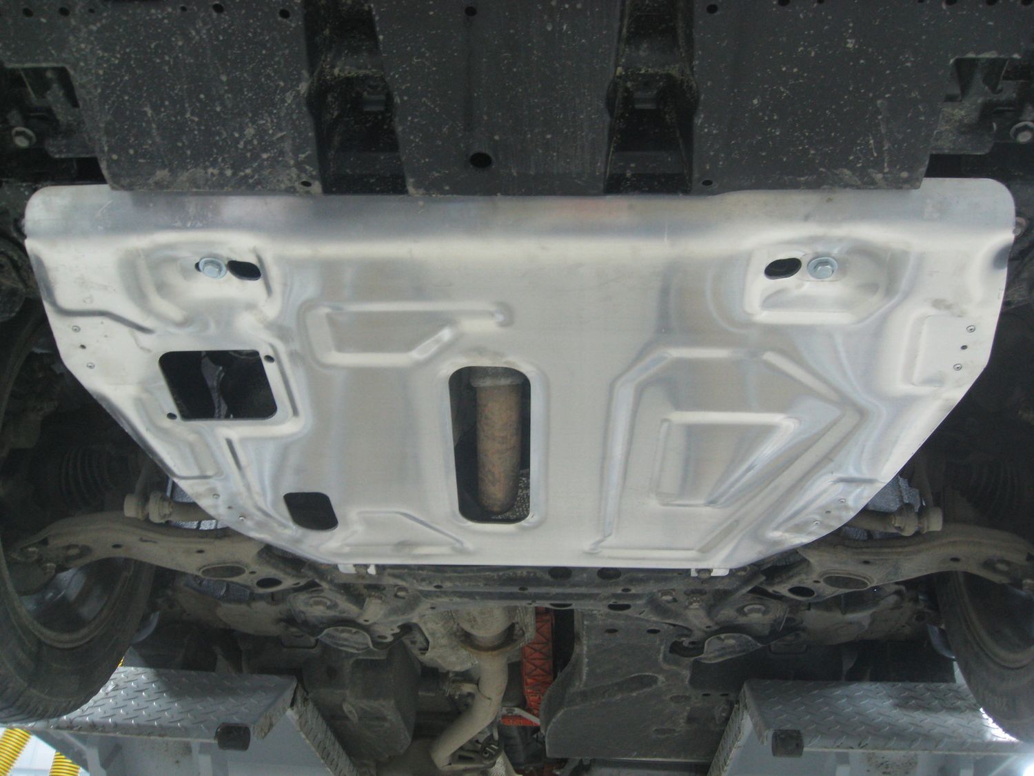 Защита алюминиевая Alfeco для картера и КПП Lexus NX 200, 300h 2014-2026. Артикул ALF.12.11al