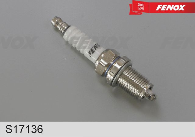 Свеча зажигания Fenox. Артикул S17136