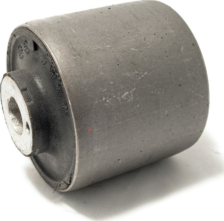 Сайлентблок переднего рычага подвески Cworks. Артикул F280R0062