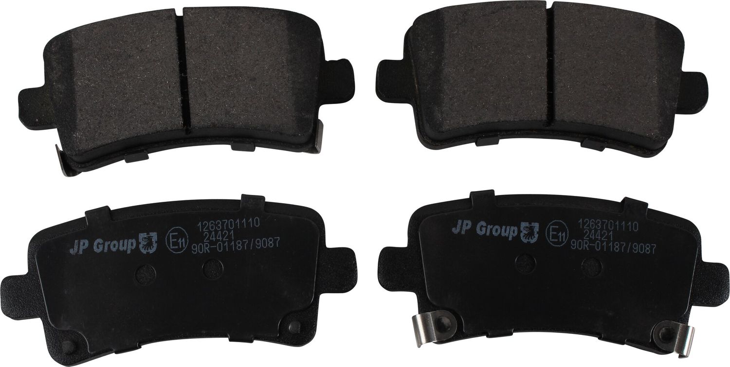 Тормозные колодки JP Group. Артикул 1263701110