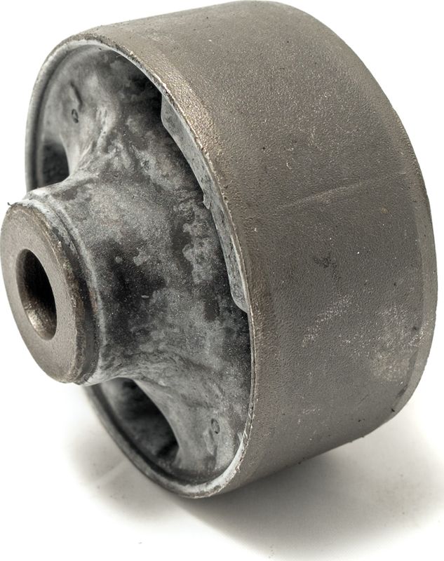 Сайлентблок переднего рычага подвески Cworks. Артикул F280R0056