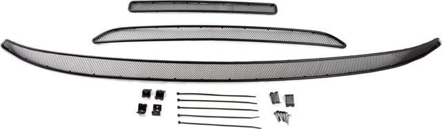 Сетка внешняя Arbori на бампер, черная 10мм для Mitsubishi Outlander III 2015-2018. Артикул 01-380715-101