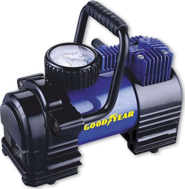 Компрессор воздушный Goodyear GY-35L 35 л/мин со съемной ручкой и сумкой для хранения. Артикул GY000102