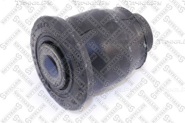 Сайлентблок переднего рычага подвески Stellox. Артикул 87-71020-SX