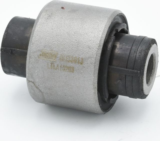 ВТУЛКА ЗАДНЕЙ ПОДВЕСКИ 1K0505311AA Jikiu. Артикул BH33013