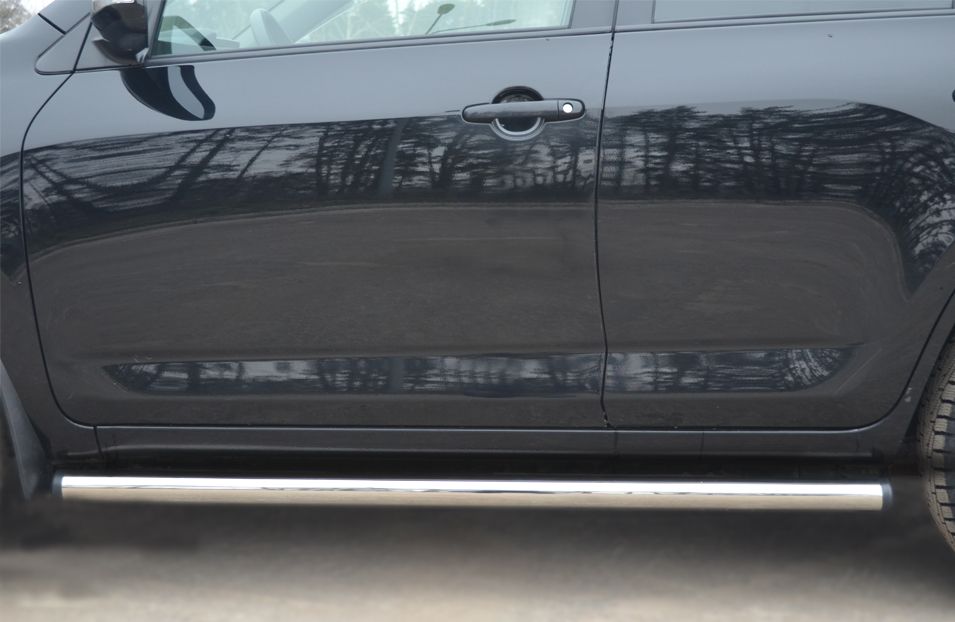 Защита RusStal порогов труба d63 (вариант 2) для Toyota RAV4 III (обычная база) 2010-2012. Артикул TRT-1001452