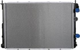 Радиатор охлаждения двигателя Zentparts. Артикул Z20135