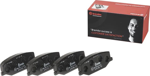 Тормозные колодки Brembo передние для Suzuki Samurai 1988-2004. Артикул P 79 001