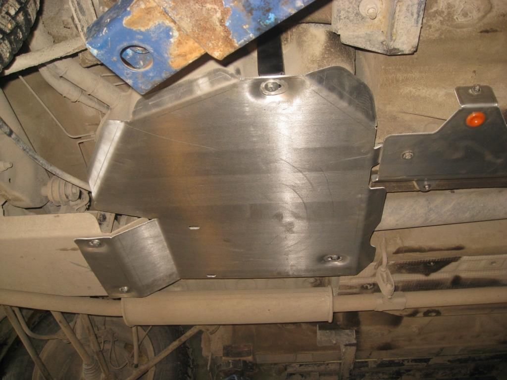 Защита алюминиевая Alfeco для топливного бака Nissan Terrano III 4WD 2014-2026. Артикул ALF.18.05 AL4