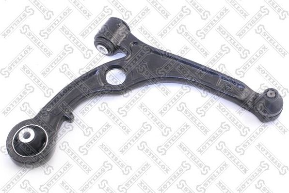 Поперечный рычаг передней подвески Stellox (Стольное литье). Артикул 57-02040-SX