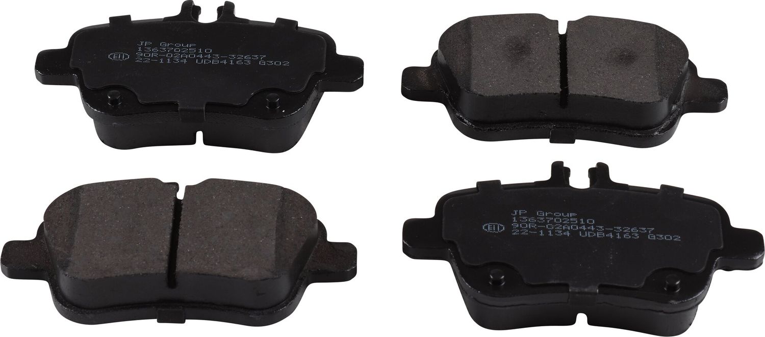 Тормозные колодки JP Group. Артикул 1363702510